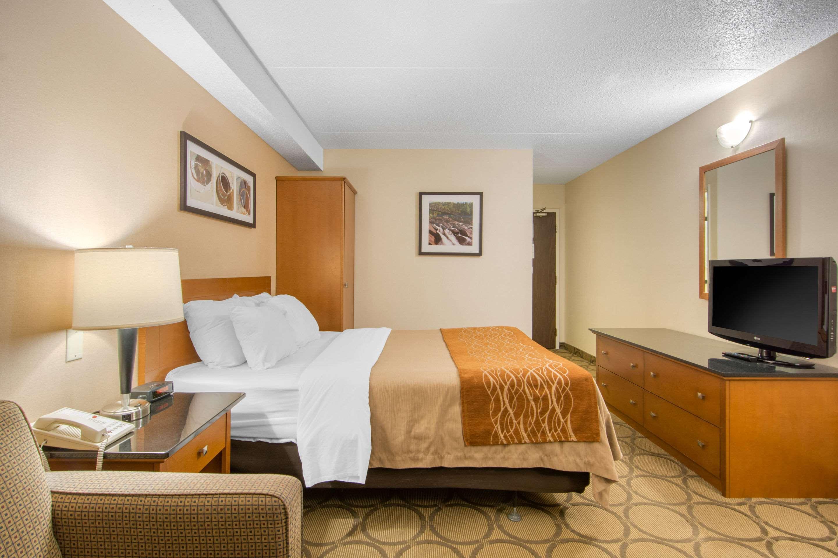 Comfort Inn Sudbury Esterno foto