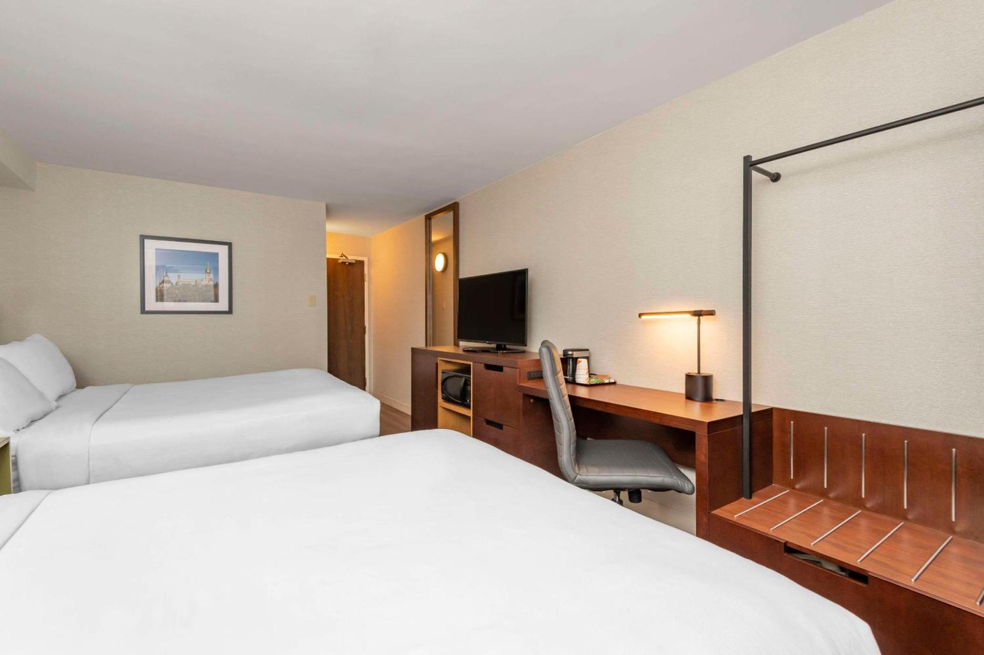 Comfort Inn Sudbury Esterno foto